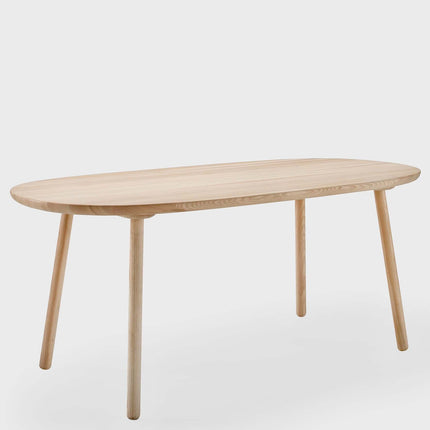 Naïve Dining Table
