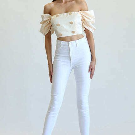 Off the Shoulder Summer Tops – Stylish & Chic for Every Occasion
