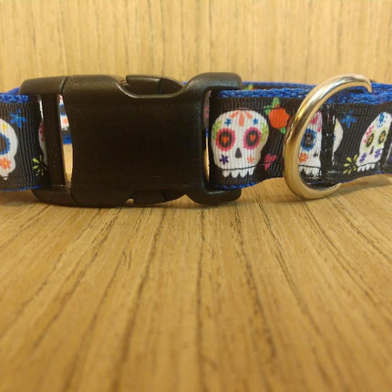 Leash/ Large/ Blue and Black Sugar Skulls