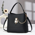 Black / M