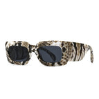 as picture / snakeskin