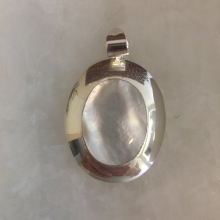 Silver Mother Of Pearl Necklace (Oval)