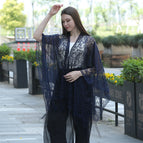 Hollow lace shawl in navy blue / 90cm