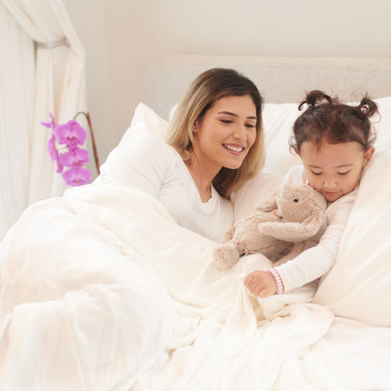 Pristine White Oversized Queen Bamboo Bed Blanket