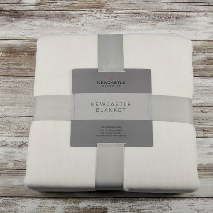 Pristine White Oversized Queen Bamboo Bed Blanket