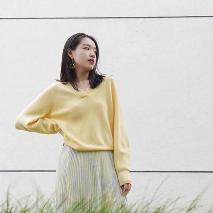 V-neck pure cashmere sweater women autumn and winter loose and