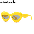 With screwdriver / C8 Yellow Gray