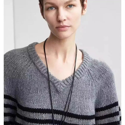 High-end V-neck striped 100% wool knitted sweater loose pullover