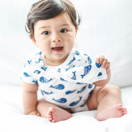 Smart Short Sleeve Baby Bodysuit + Bib - Blue Whale
