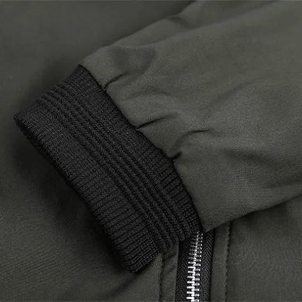 Mens Zipped Up Windbreaker Jacket