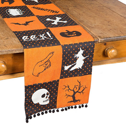XD15834 Halloween Patchwork Table Runner