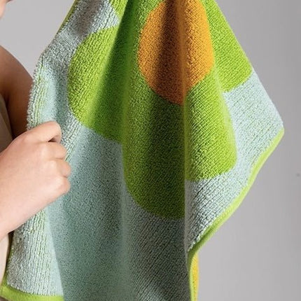 Cute Whimsical Sunflower Bath Towel - Ultra Soft & Absorbent Staple