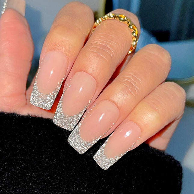 “Cocktails Night” Reflecting Silver Press On Nails Set