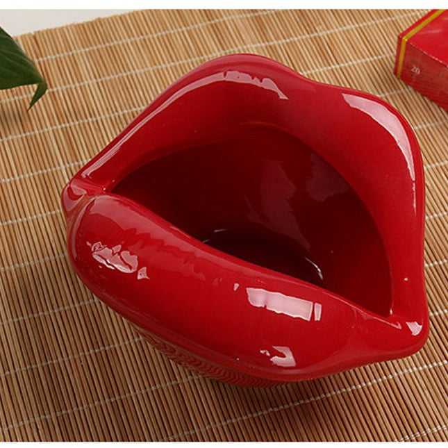Cigar Ceramic Ashtray Sexy Lip Shape  Ashtray