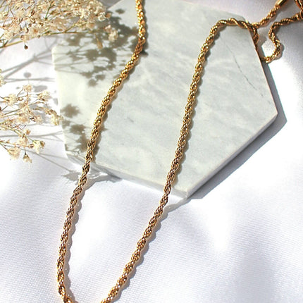24 Karats Twisted Rope Chain Necklace