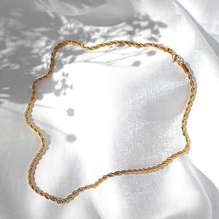 24 Karats Twisted Rope Chain Necklace