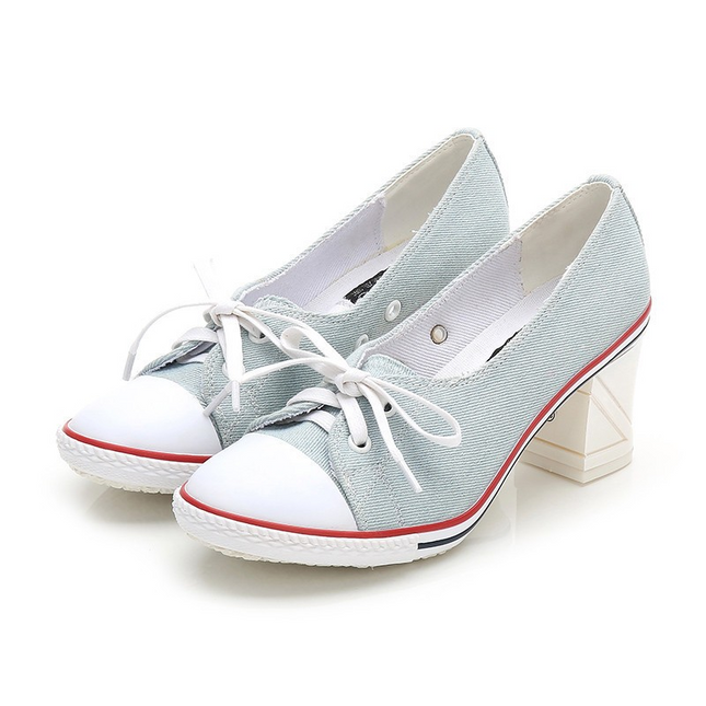 SeoulLift™ – Korean Canvas High-Sole Sneakers (Women)