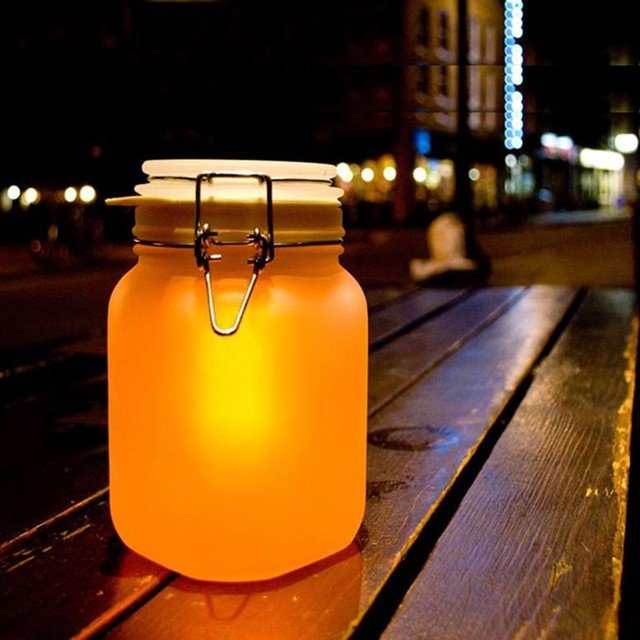 Sunjar Solar Lamp