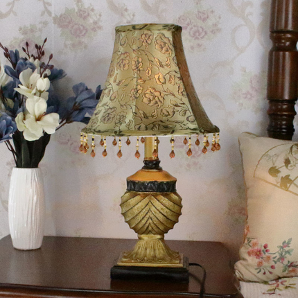 HeritageGlow™ Vintage Resin Table Lamp
