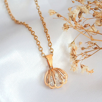 "Ocean Treasure" 24 Karats Seashell Necklace