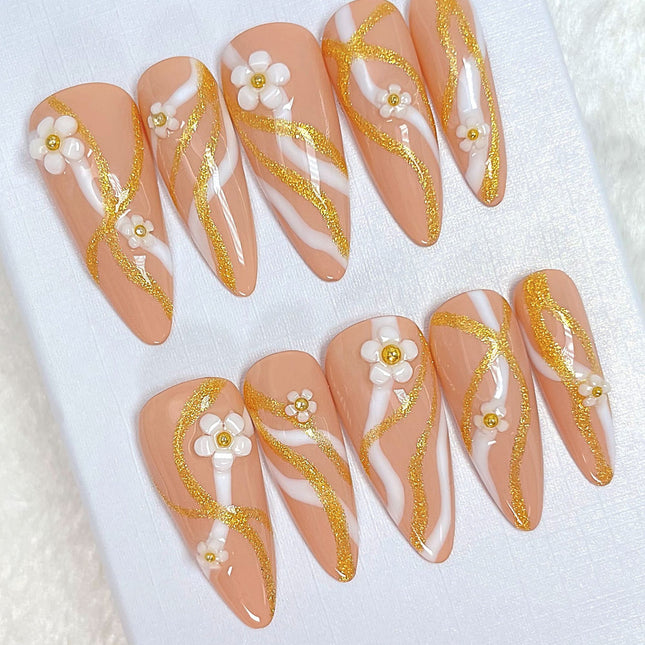 “Daisy Bloom” 3D Flowers Press On Nails Set