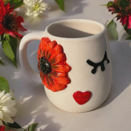 Set of 2 Embossed Flower Face Mugs 400ml for Unique Coffee Experience