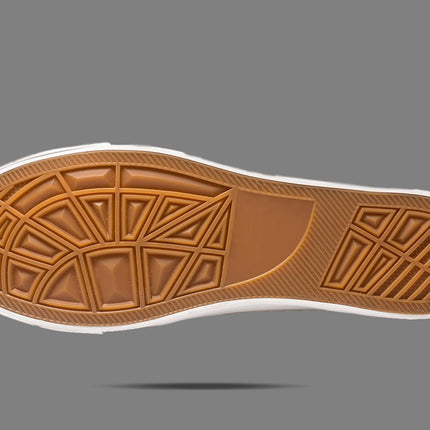 Retro Black/White Canvas Sneakers Unisex Size - Cushioned Insole