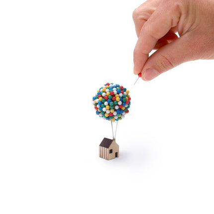 Balloon Pin House