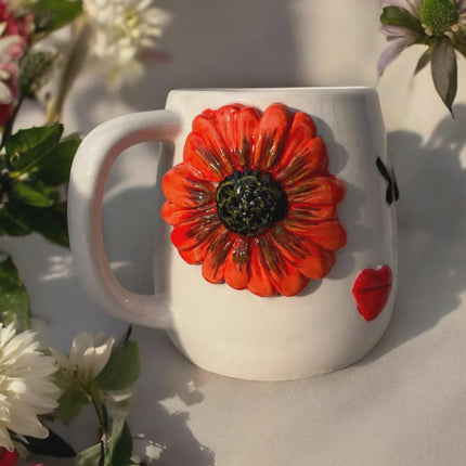 Set of 2 Embossed Flower Face Mugs 400ml for Unique Coffee Experience