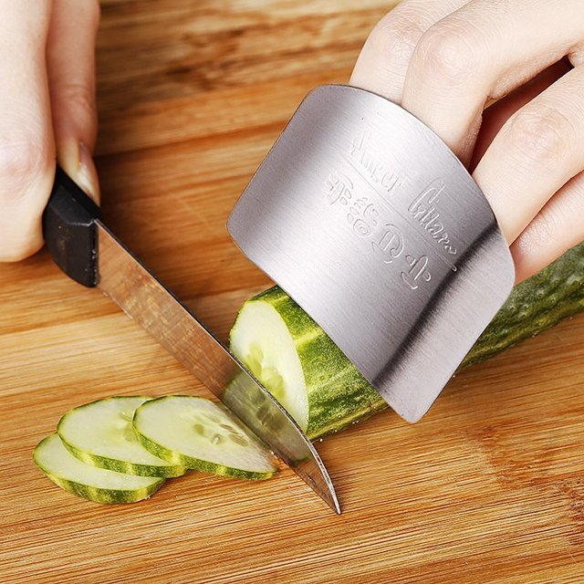 Novelty Cooking Tools 2-Inch Finger Guard