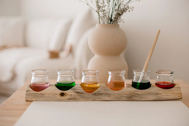 QToys Australia (USA) Wooden Paint Pot Holder