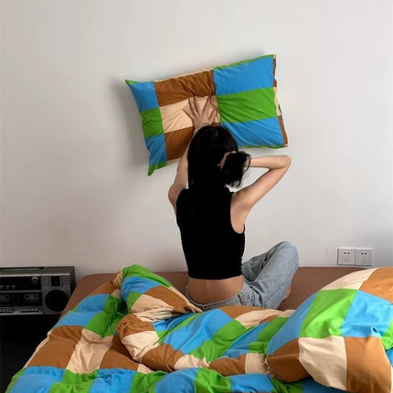 Dopamine Checker Queen Duvet Cover Set With Pillowcases & Fitted Sheet