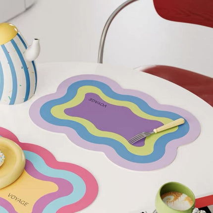 Dopamine Scalloped-edge Placemat Set Of 4 Pcs for Whimsical Table