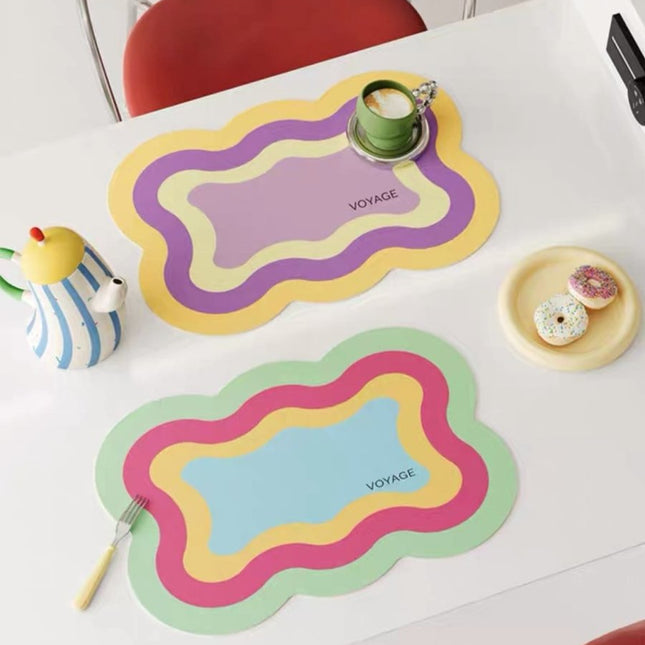 Dopamine Scalloped-edge Placemat Set Of 4 Pcs for Whimsical Table