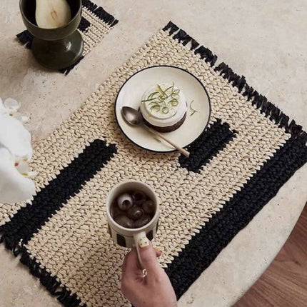 Handmade Retro Nordic Woven Reed Placemat Set of 4 Pcs for Elegant