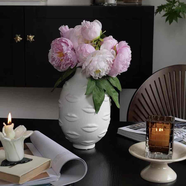 Lip Vase - Modern Abstract Decorative Ceramic Flower Centerpiece Vase