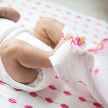 ORGANIC SNUG BLANKET - LOTUS