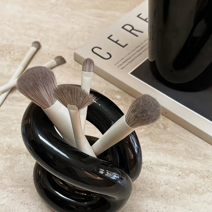 Nordic Style Ceramic Foundation Brushes Holders