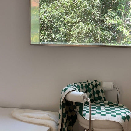 Premium Checkered Bath Towel - Long-Staple Cotton for Ultimate
