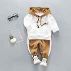 4T / White