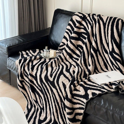 Retro Style Zebra Print Microfiber Throw Blanket - Ultra-Soft & Cozy
