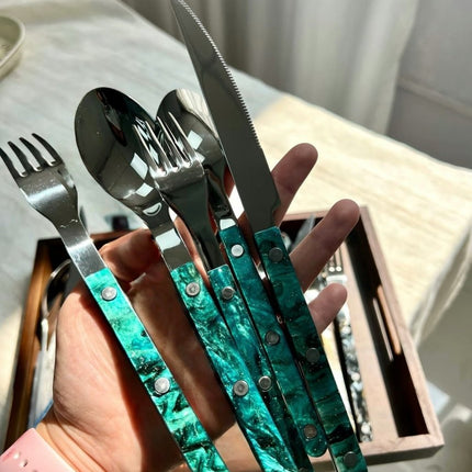 Set Of 10 Pcs Modern Elegant Terra Flatware - Bistrot Style Cutlery