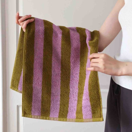 Ultra Soft Absorbent Retro Stripe Bath Towel - 100% Organic Premium