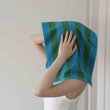 Ultra Soft Absorbent Retro Stripe Bath Towel - 100% Organic Premium