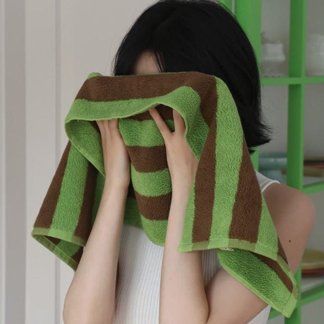 Ultra Soft Absorbent Retro Stripe Bath Towel - 100% Organic Premium