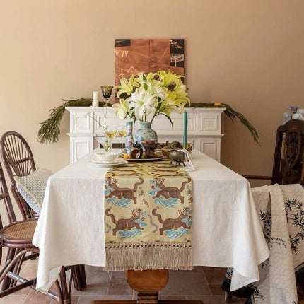Vintage Oriental Style Table Runner for Elegant Festive Table Setting