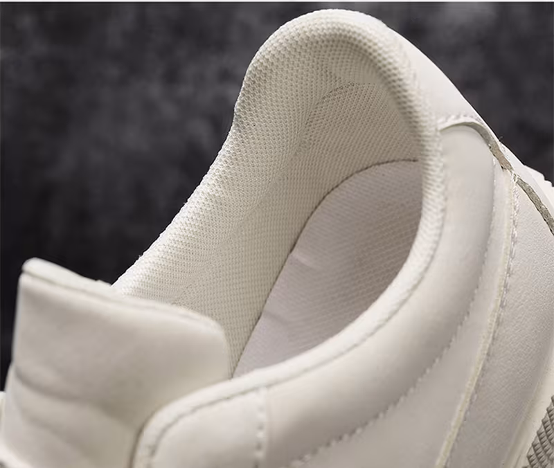 Casual Board Flat Shoes Men Breathable Thick-soled Lace-up Sneakers For Walking Running