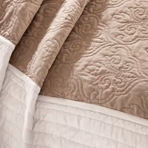 7 Piece Quilt Set With Euro Shams And Throw Pillows Beige King Cal King