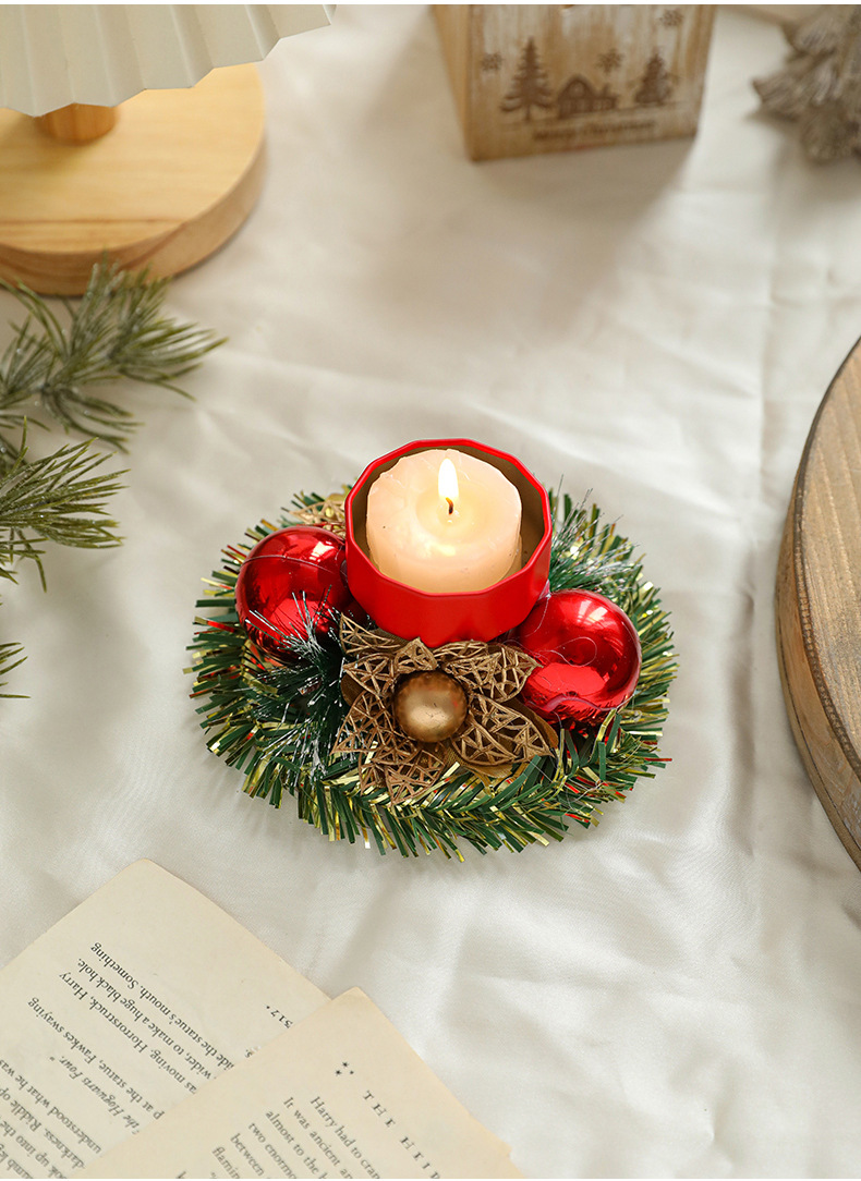 Christmas Candle Metals Candlestick Wreath Artificial Pinball Pinecone Candle Holder Fake Leaves Xmas New Year Home Table Decor