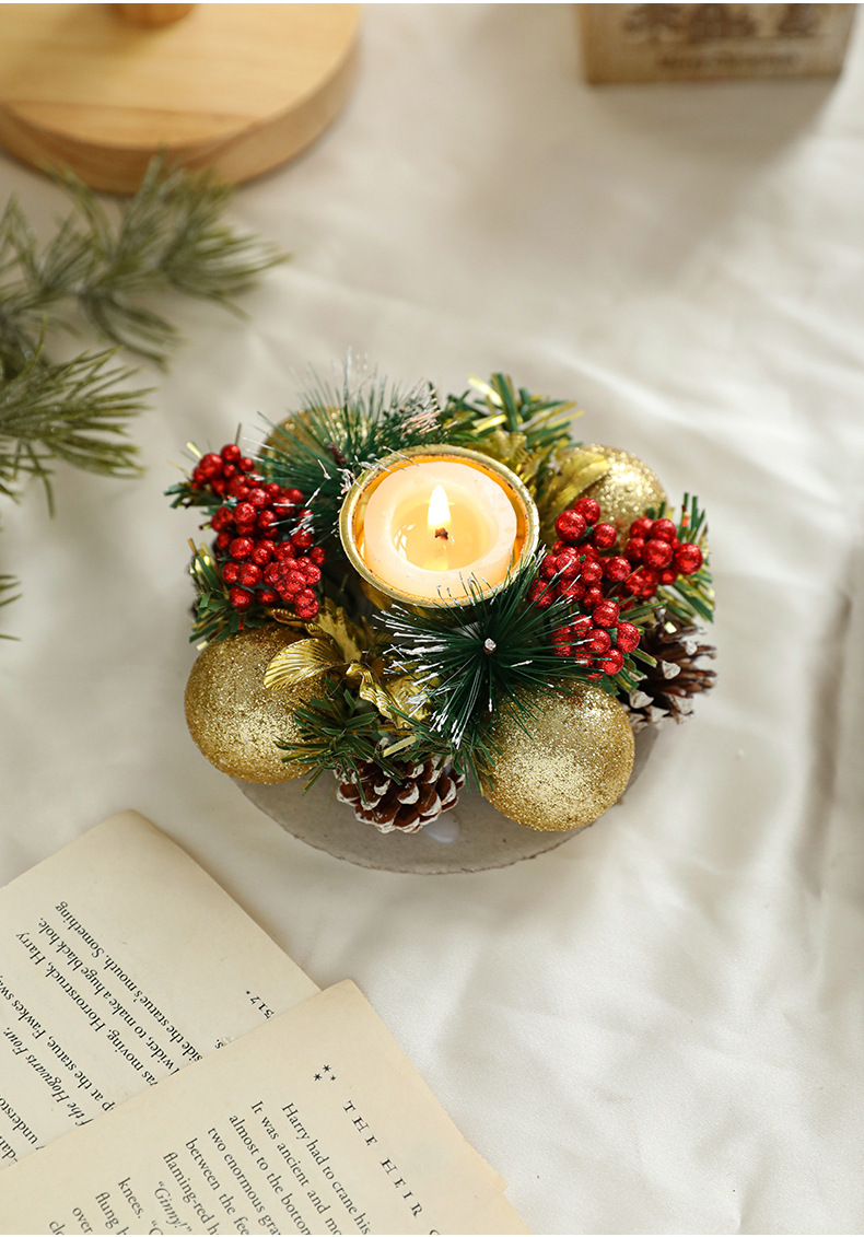 Christmas Candle Metals Candlestick Wreath Artificial Pinball Pinecone Candle Holder Fake Leaves Xmas New Year Home Table Decor